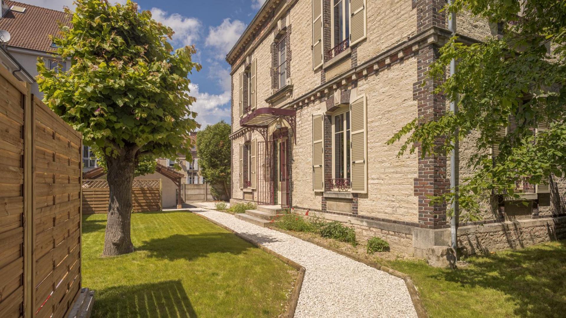 Bonappart 1 - Charme Napoleonien & Confort Troyes Exterior foto